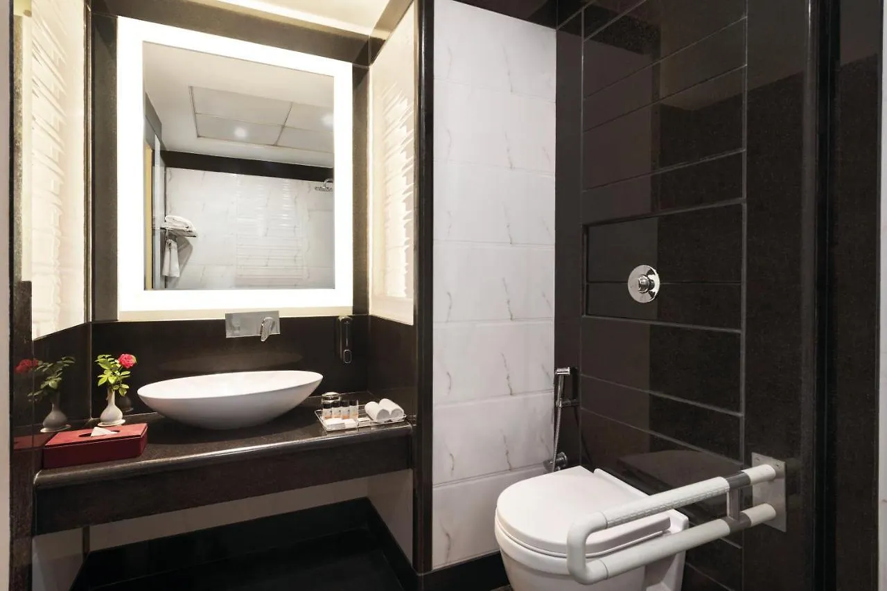 **** Hotel Ramada By Wyndham Varanasi Katesar India
