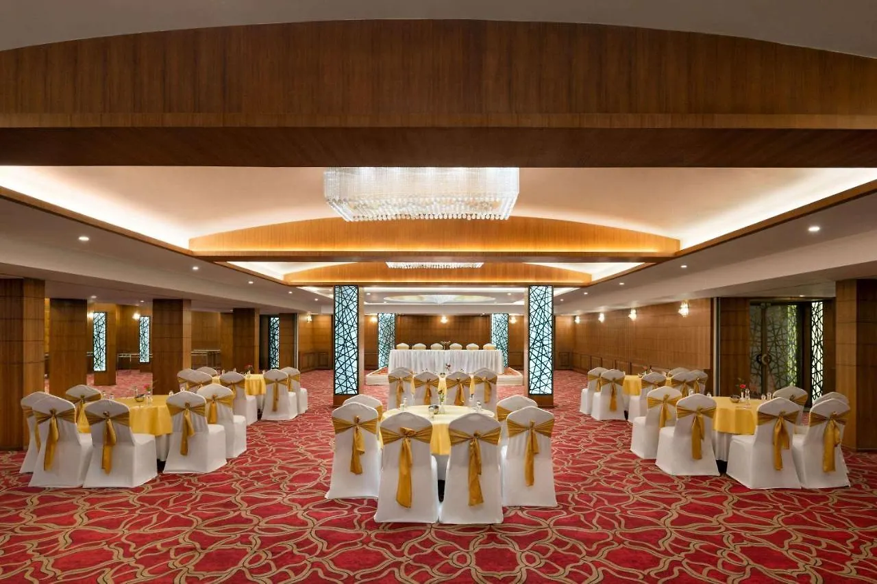Ramada By Wyndham Varanasi Katesar 4*, Chandauli