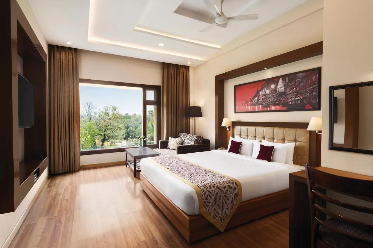 Hotel Ramada By Wyndham Varanasi Katesar