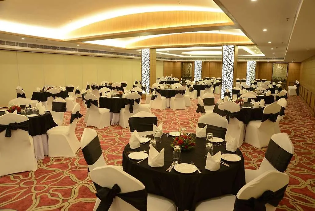 Ramada By Wyndham Varanasi Katesar 4*, Chandauli