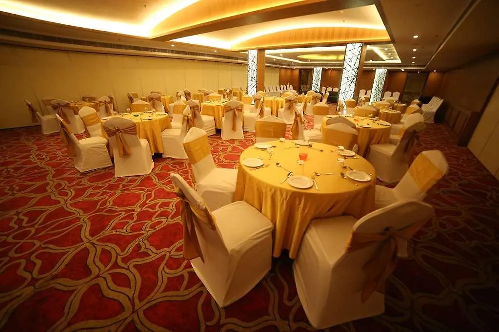 Ramada By Wyndham Varanasi Katesar 4*, Chandauli