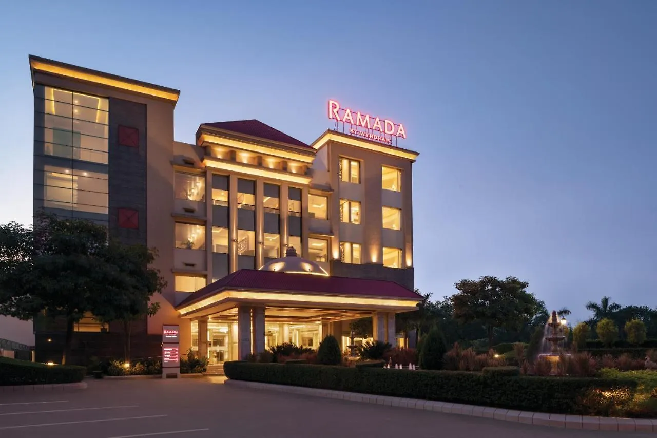 Ramada By Wyndham Varanasi Katesar 4*, Chandauli India